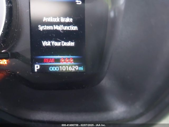 5YFEPMAE1MP199803 Toyota COROLLA LE