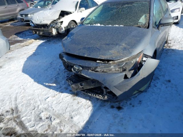 5YFEPMAE1MP199803 Toyota COROLLA LE