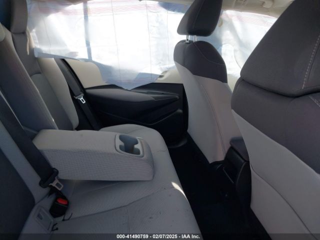 5YFEPMAE1MP199803 Toyota COROLLA LE
