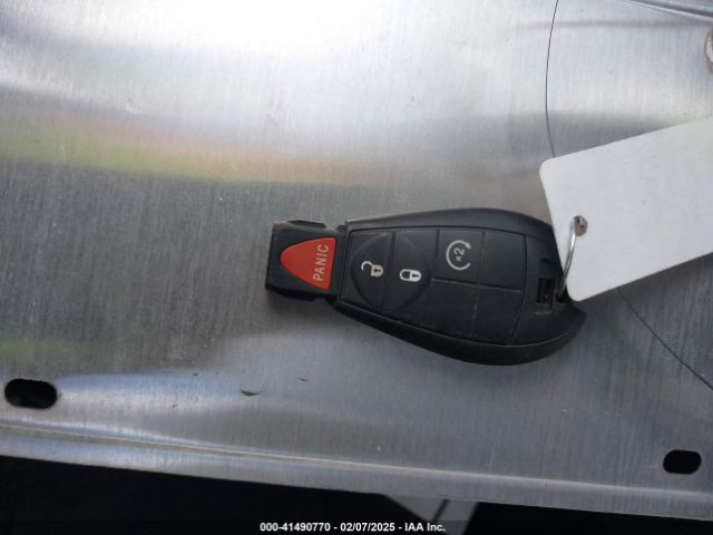 1C4PJLCB8KD147771 Jeep Cherokee Latitude Fwd