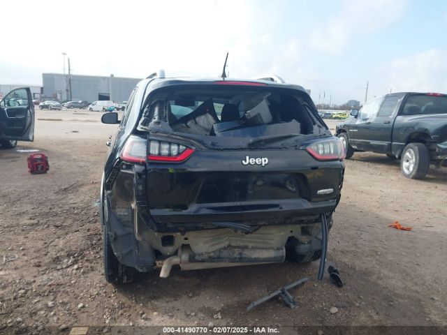 1C4PJLCB8KD147771 Jeep Cherokee Latitude Fwd