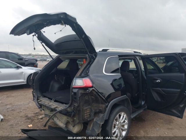 1C4PJLCB8KD147771 Jeep Cherokee Latitude Fwd
