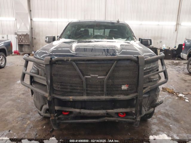 3GCPYFEL5MG299421 Chevrolet Silverado 1500 4wd  Short Bed Lt Trail Boss