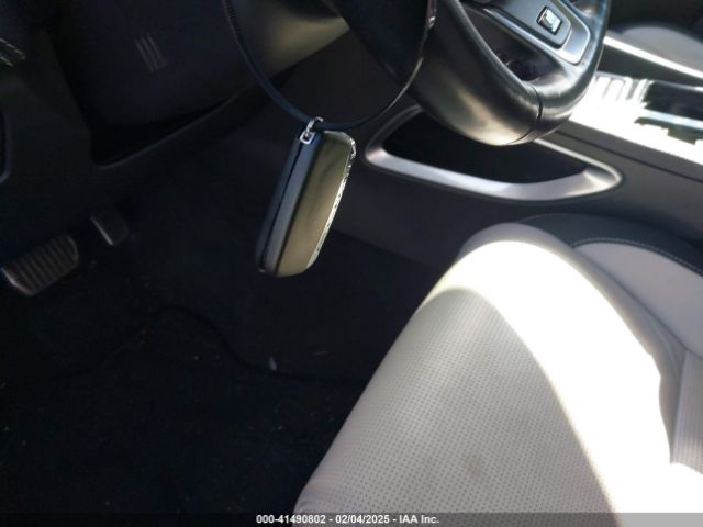 2018 JAGUAR F-PACE SADCL2FN9JA250887 Photo 10