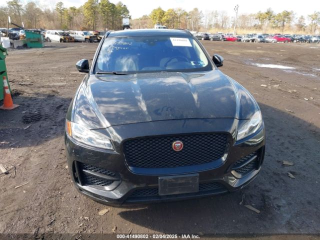 2018 JAGUAR F-PACE SADCL2FN9JA250887 Photo 5