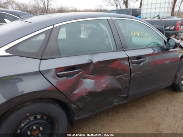 2HGFE2F28NH589979 Honda Civic Lx