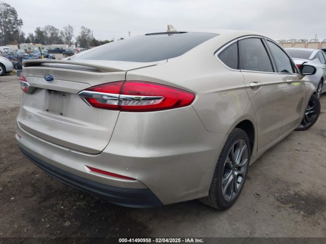 3FA6P0RU4KR200299 Ford Fusion Hybrid Titanium