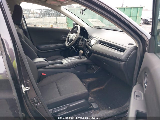 3CZRU6H3XHM714198 Honda HR-V LX