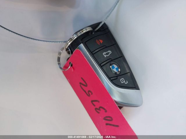 3MW89FF01R8E80598 BMW 3 Series 330i Xdrive