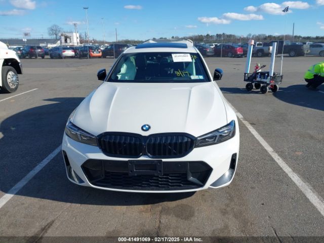 3MW89FF01R8E80598 BMW 3 Series 330i Xdrive