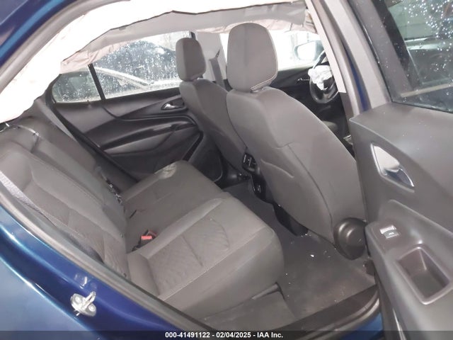2GNAXUEV0K6195028 Chevrolet EQUINOX LT