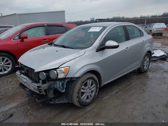 Chevrolet Sonic Lt Auto 2014 1G1JC5SH9E4164223 Image 2