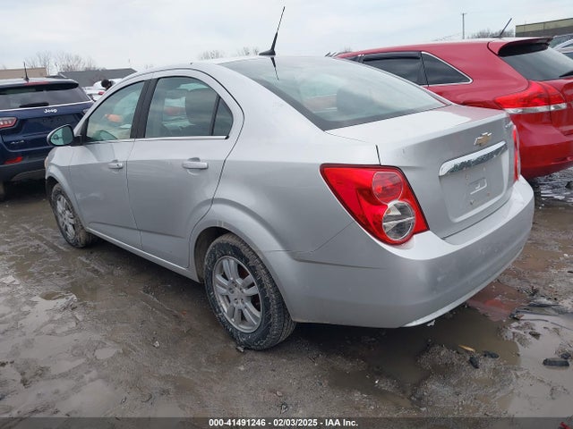 Chevrolet Sonic Lt Auto 2014 1G1JC5SH9E4164223 Image 3