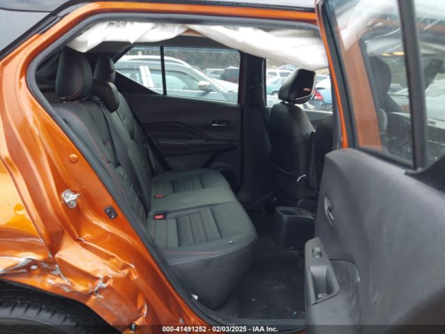 3N1CP5CU6KL559887 Nissan KICKS SR