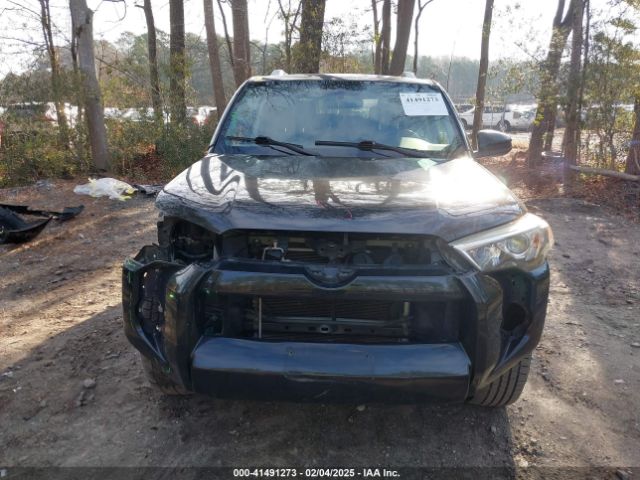 JTEZU5JR3G5120695 Toyota 4RUNNER SR5