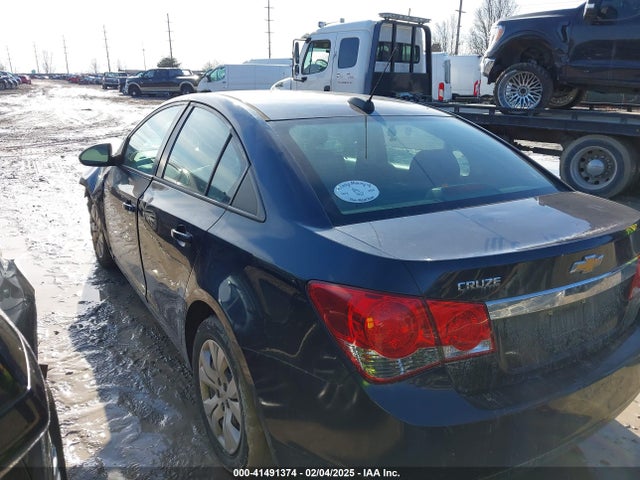 1G1PA5SH3F7244164 Chevrolet Cruze Ls Auto