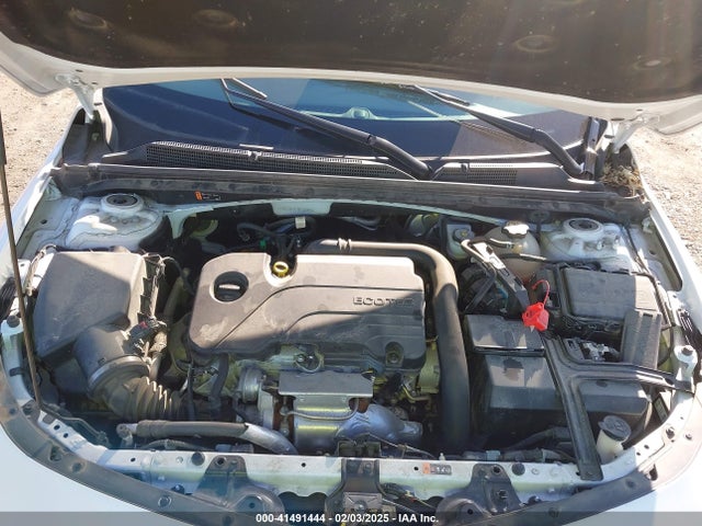 41491444 :رقم المزاد ، 1G1ZD5ST1NF109905 vin ، 2022 Chevrolet Malibu Fwd Lt مزاد بيع
