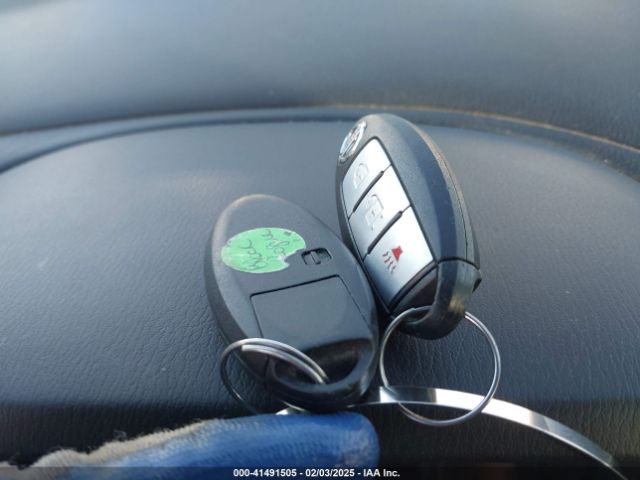 5N1AR2MM7EC718018 Nissan Pathfinder Sv
