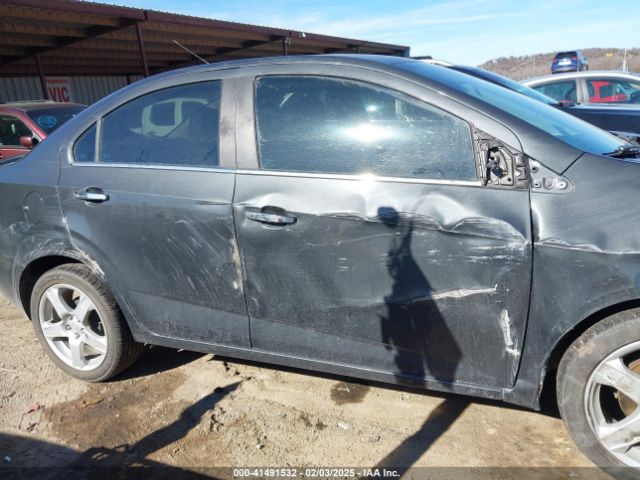 1G1JE5SB3F4158747 Chevrolet Sonic Ltz Auto