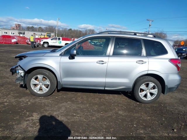 Subaru Forester 2.5i Limited 2016 JF2SJAKC6GH542297 Image 14