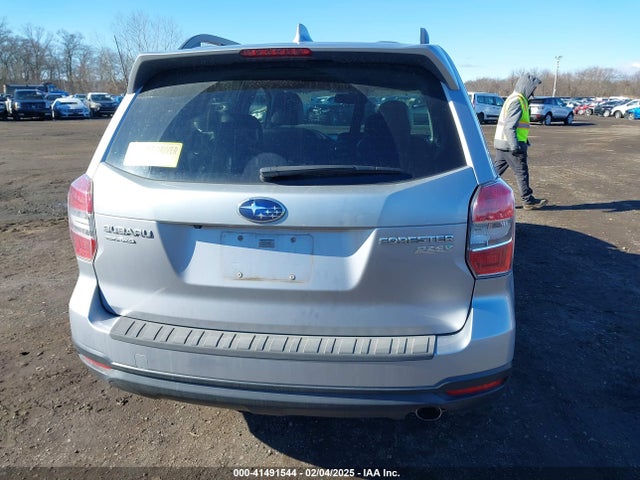 Subaru Forester 2.5i Limited 2016 JF2SJAKC6GH542297 Image 16