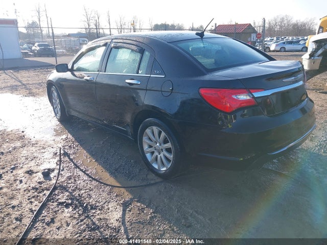Chrysler 200 Limited 2014 1C3CCBCG0EN159320 Image 3