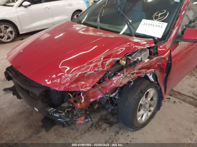 KMHLL4AG5NU368239 Hyundai ELANTRA SE