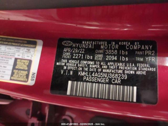 KMHLL4AG5NU368239 Hyundai ELANTRA SE