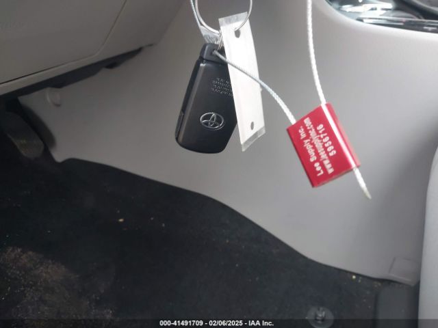 5TDKKRFHXFS090431 Toyota Highlander Xle V6