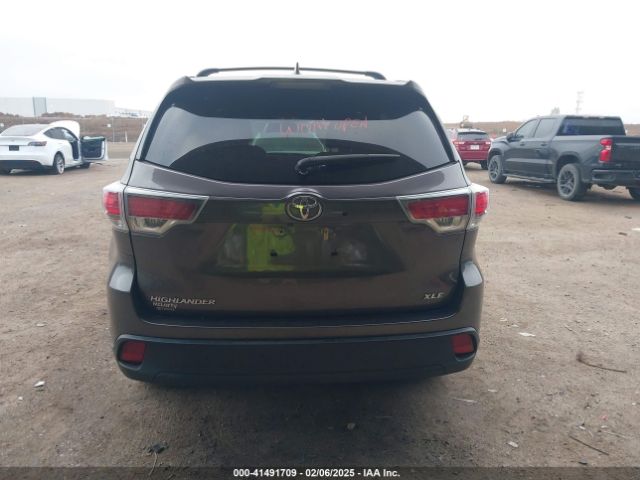 5TDKKRFHXFS090431 Toyota Highlander Xle V6