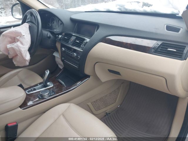 2016 BMW X3 5UXWX7C58G0R17993 Photo 4