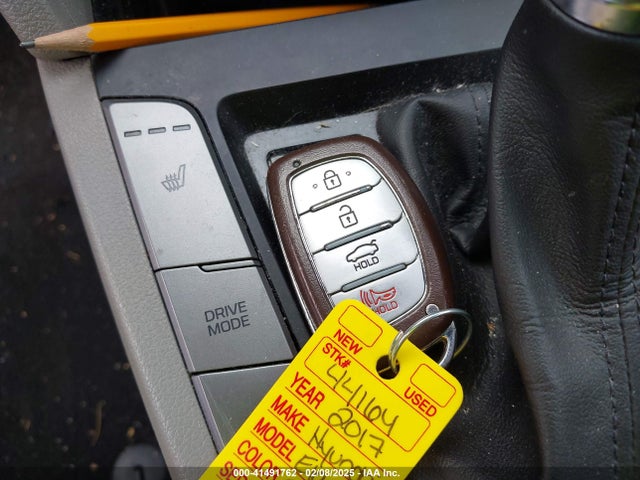Hyundai ELANTRA SE 2017 5NPD84LF3HH042274 Image 11