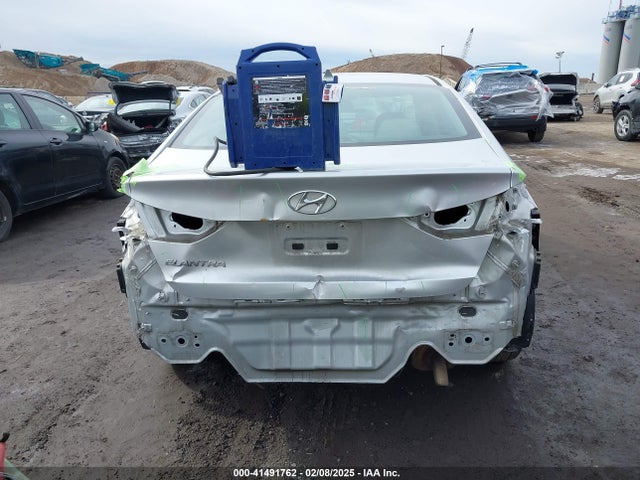 Hyundai ELANTRA SE 2017 5NPD84LF3HH042274 Image 17