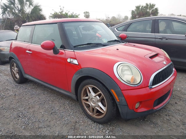 2008 MINI COOPER S WMWMF73528TT89053 Photo 0