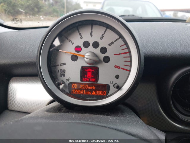 2008 MINI COOPER S WMWMF73528TT89053 Photo 6