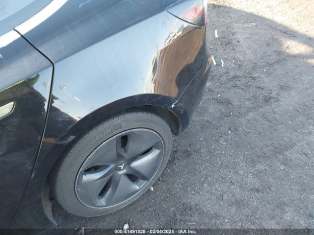 5YJ3E1EB5JF170307 Tesla Model 3 Long Range/performance
