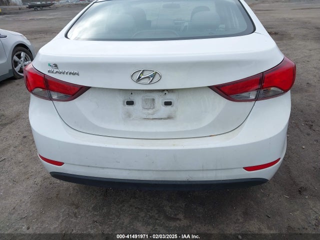 Hyundai ELANTRA SE 2016 5NPDH4AE7GH677460 Image 16