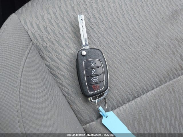 5XYZTDLB8JG559617 Hyundai Santa Fe Sport 2.4l