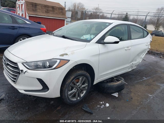 5NPD84LF2JH324508 Hyundai ELANTRA SEL