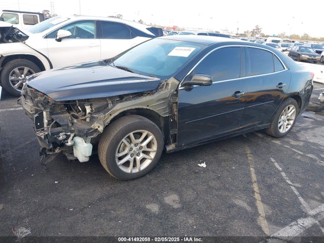Chevrolet MALIBU 1LT 2015 1G11C5SL0FF230703 Image 2