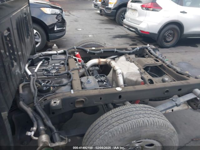 1GTUUCE86PZ110224 GMC Sierra 1500 4wd  Short Box Elevation With 3sb