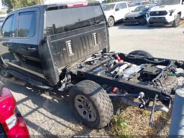 2023 GMC SIERRA 1500 1GTUUCE86PZ110224 Photo 2