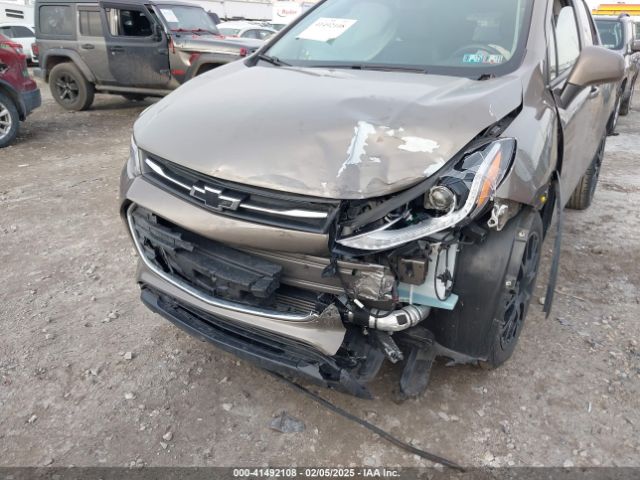 KL7CJPSM0MB367538 Chevrolet Trax Awd Lt