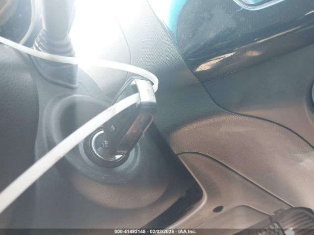 KL8CD6S93EC571755 Chevrolet Spark 1lt Auto