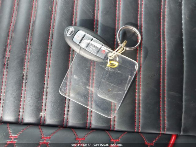 JN8AE2KP3G9155132 Nissan Quest Sv