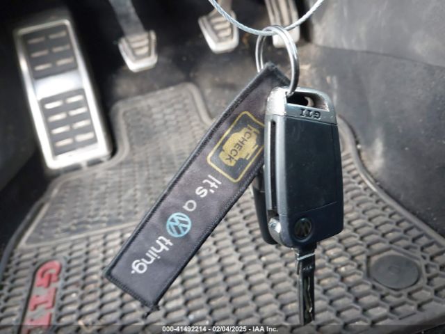3VWYT7AU8FM042777 Volkswagen GOLF GTI S