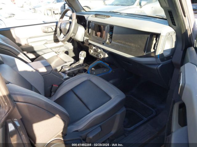 1FMDE5CH4PLB60825 Ford Bronco Black Diamond