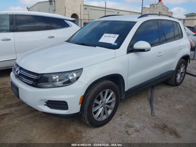 WVGAV7AX2HK042353 Volkswagen Tiguan 2.0t/2.0t S