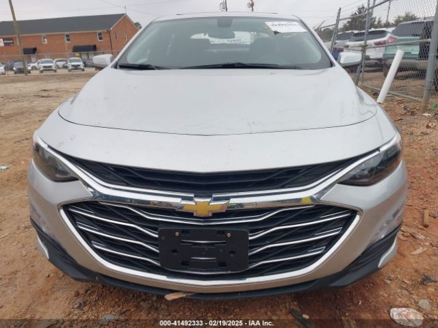 1G1ZD5ST0NF171389 Chevrolet Malibu Fwd Lt