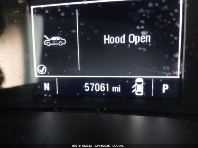 1G1ZD5ST0NF171389 Chevrolet Malibu Fwd Lt